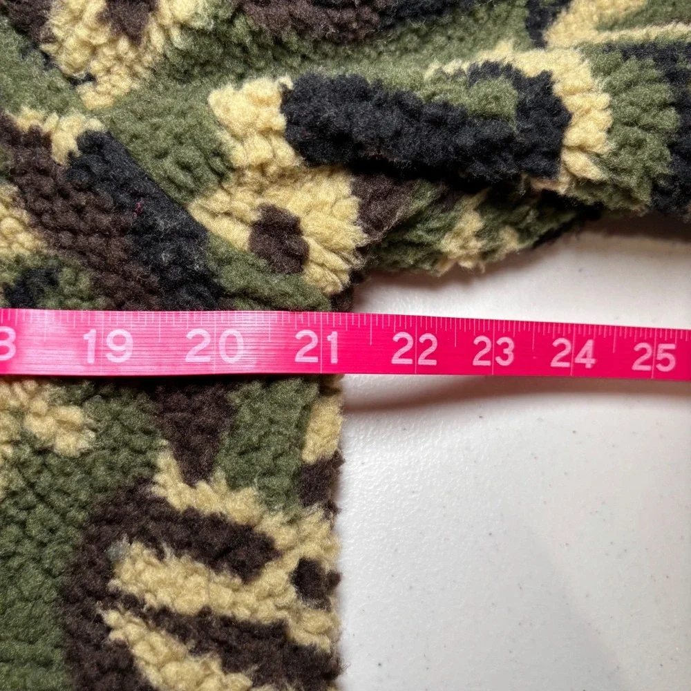 Sanctuary Green Camoflauge Zip Up Fleece Jacket Lined Medium‎